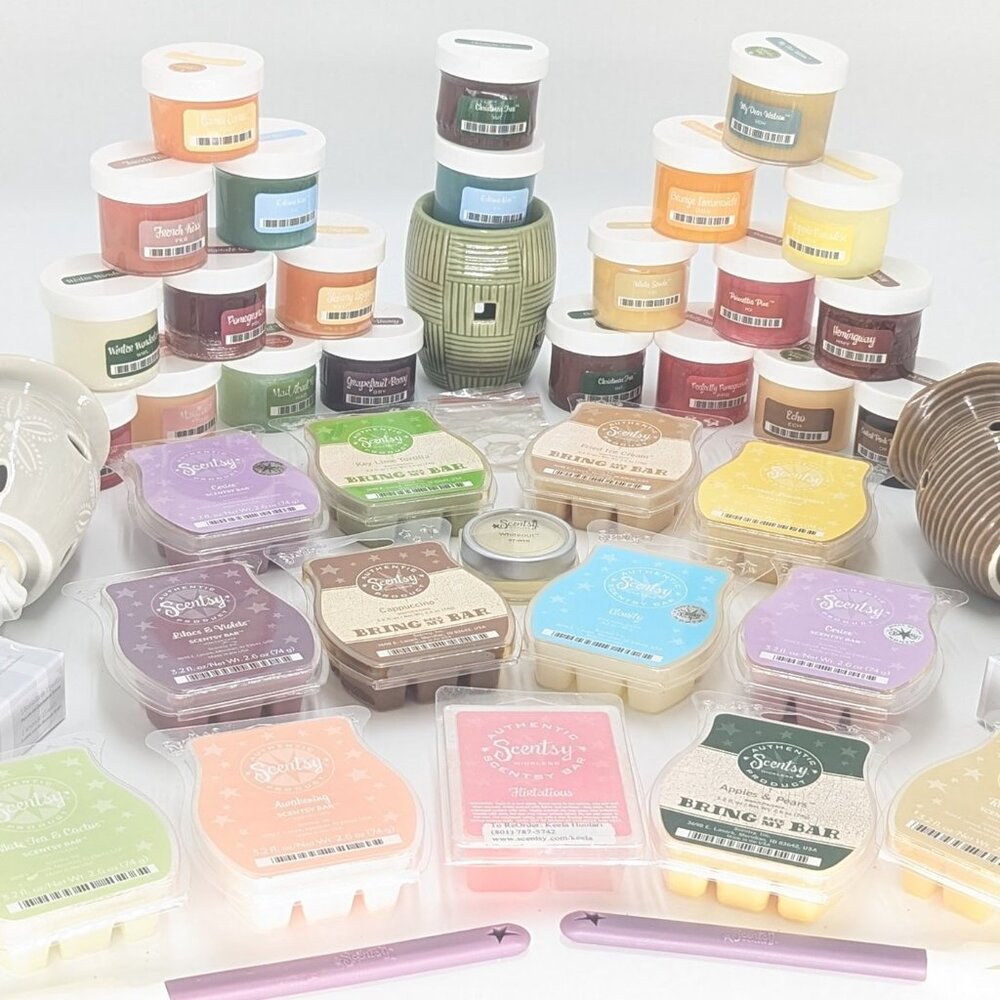 SALE!HUGE LOT OF SCENTSY TESTERS & WAX BARS ASSORTED Some Retired Various Scents